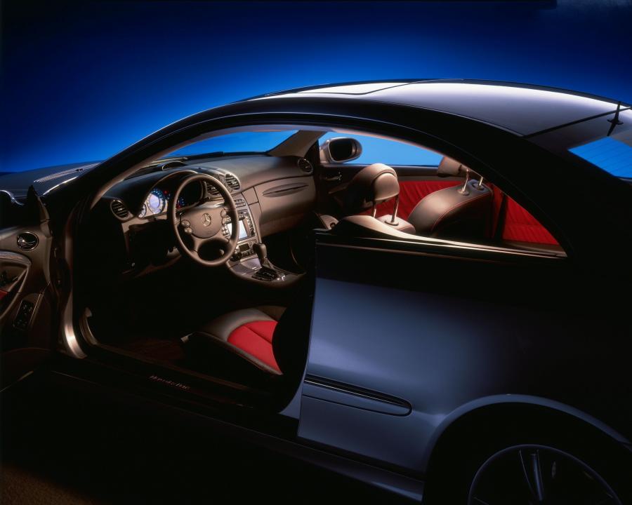  Mercedes-Benz CLK-Class 2003 года  (фото 92 из 163)